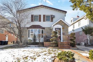 7042 173rd Street, Fresh Meadows, NY 11365