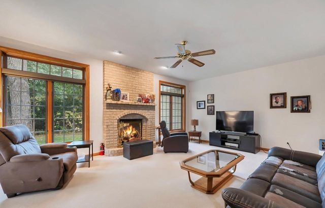 1471 PARKWAY DRIVE, Green Bay, WI 54304