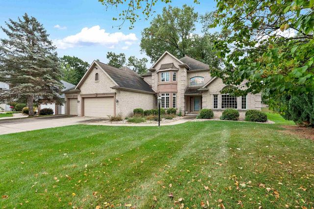 1471 PARKWAY DRIVE, Green Bay, WI 54304