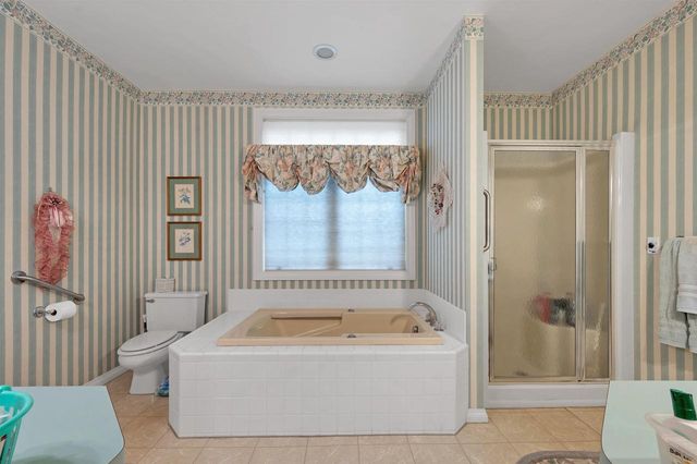 1471 PARKWAY DRIVE, Green Bay, WI 54304