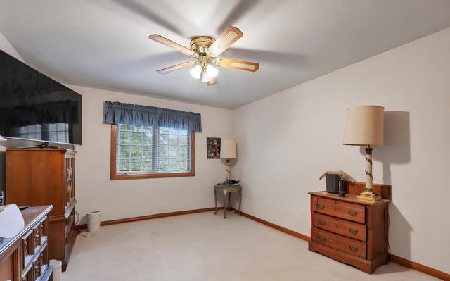 1471 PARKWAY DRIVE, Green Bay, WI 54304
