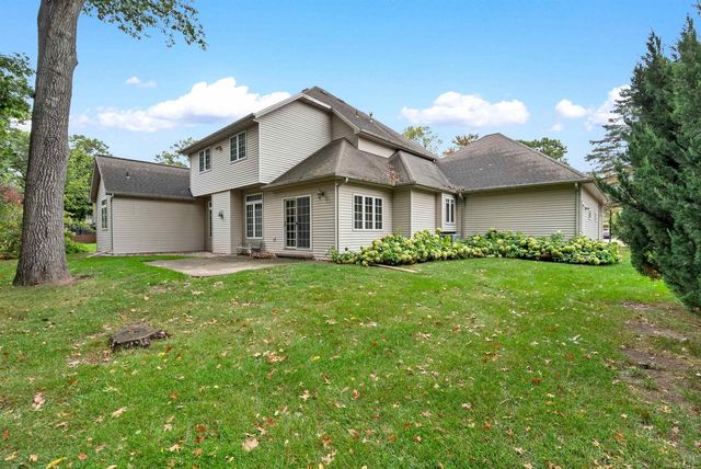 1471 PARKWAY DRIVE, Green Bay, WI 54304
