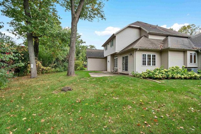 1471 PARKWAY DRIVE, Green Bay, WI 54304