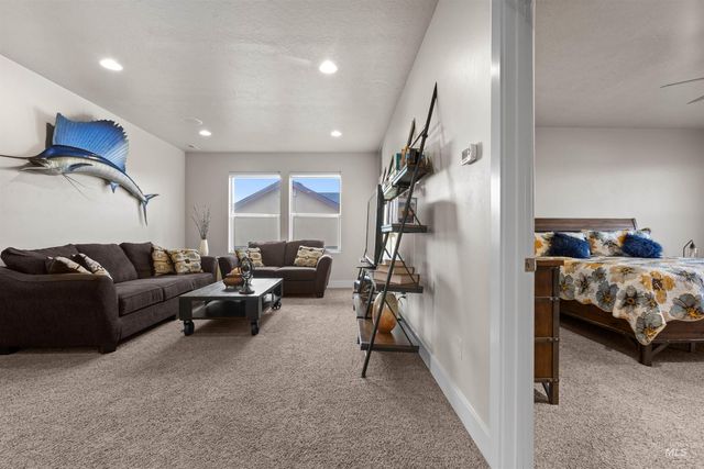 1112 E Wrightwood, Meridian, ID 83642