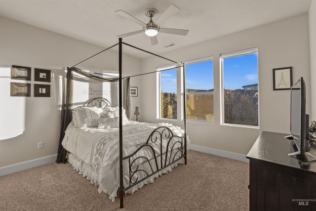 1112 E Wrightwood, Meridian, ID 83642