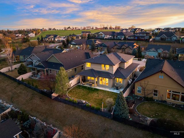 1112 E Wrightwood, Meridian, ID 83642