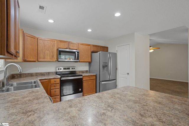 117 Ivy Trellis Court, Simpsonville, SC 29681