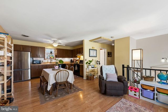 210 WHEATON ST, York, PA 17403