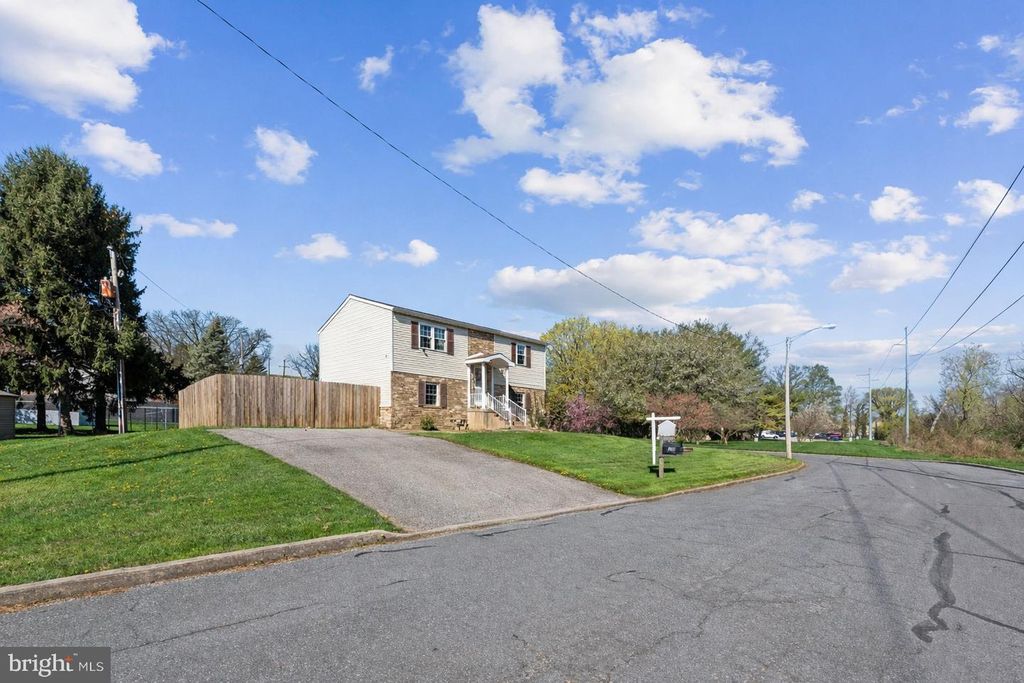 210 WHEATON ST, York, PA 17403