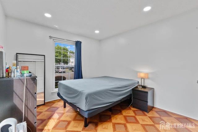 251 Kempsey Drive, North Brunswick, NJ 08902