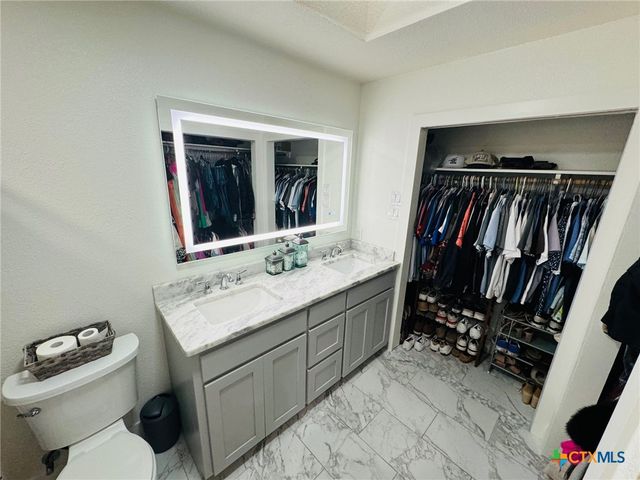 1234 Bluff Creek Circle, New Braunfels, TX 78130