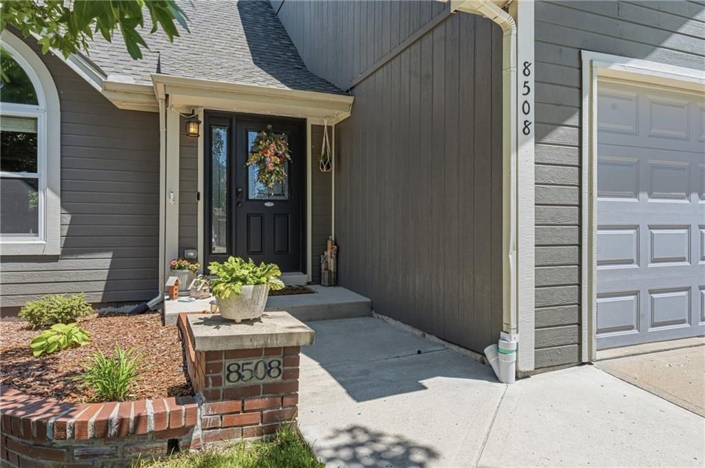 8508 NE 109th Street, Kansas City, MO 64157