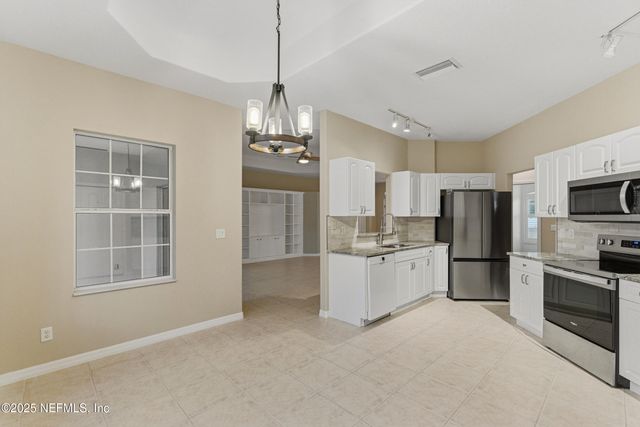 29 EDGE Lane, Palm Coast, FL 32164