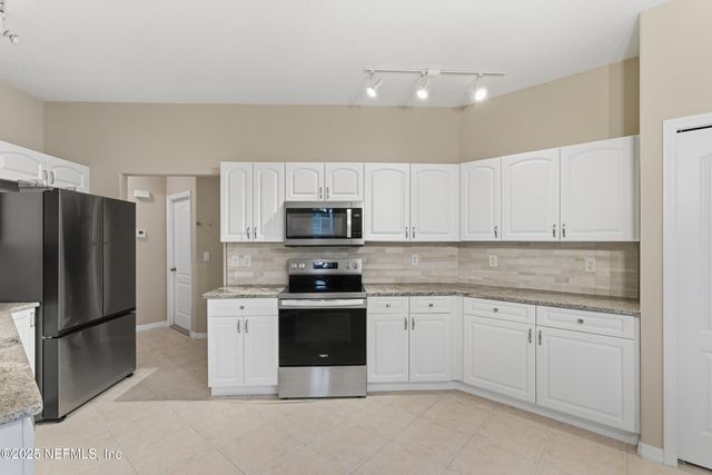 29 EDGE Lane, Palm Coast, FL 32164