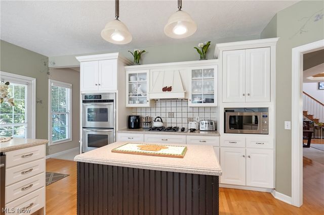 2918 Macduff Drive NW, North Canton, OH 44720