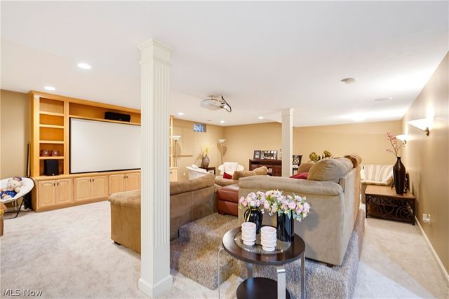 2918 Macduff Drive NW, North Canton, OH 44720