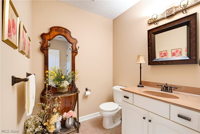 2918 Macduff Drive NW, North Canton, OH 44720