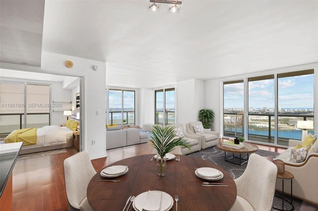 50 Biscayne Blvd 3102, Miami, FL 33132