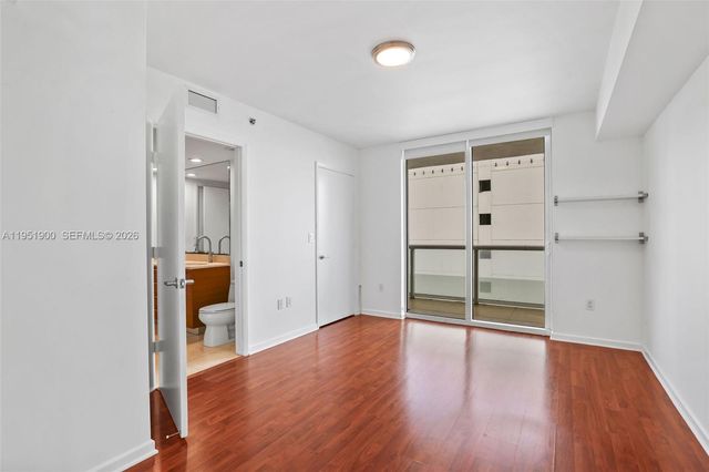 50 Biscayne Blvd 3102, Miami, FL 33132