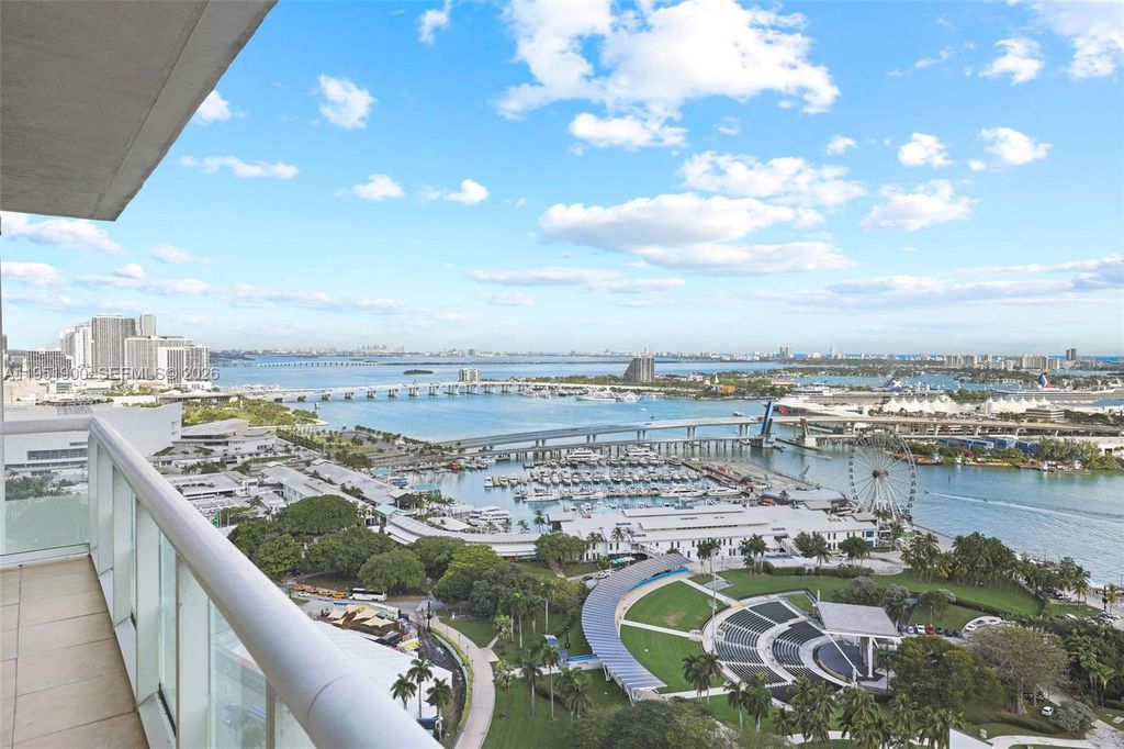 50 Biscayne Blvd 3102, Miami, FL 33132