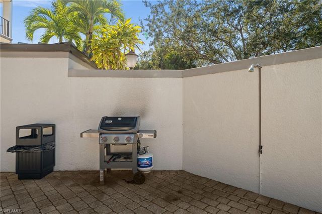 1100 Pine Ridge RD B103, Naples, FL 34108