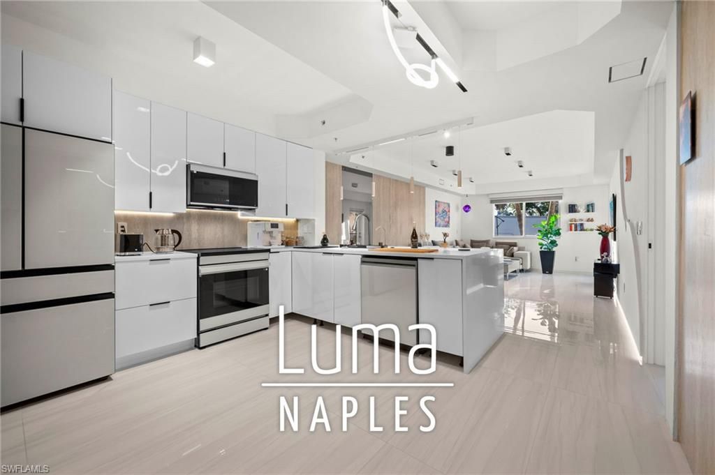 1100 Pine Ridge RD B103, Naples, FL 34108