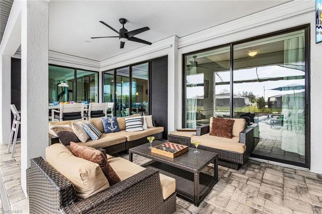 828 SW 28th ST, Cape Coral, FL 33914