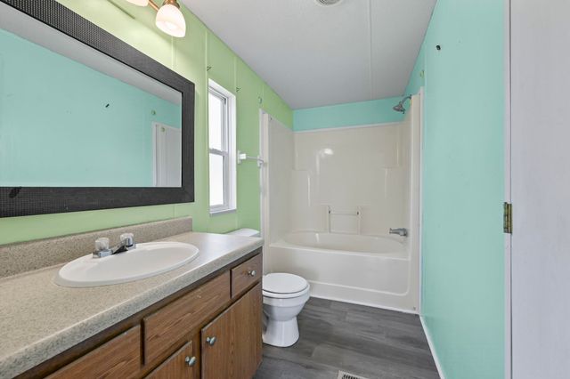 726 Oliver Dr., Murrells Inlet, SC 29576
