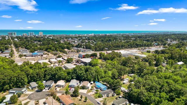 726 Oliver Dr., Murrells Inlet, SC 29576