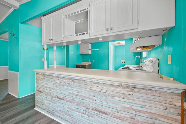 726 Oliver Dr., Murrells Inlet, SC 29576