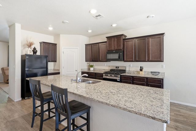 3517 N Wild Horse Road NE, Rio Rancho, NM 87144