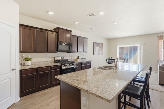 3517 N Wild Horse Road NE, Rio Rancho, NM 87144