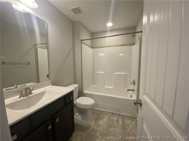 3028 Kilchattan Drive, Fayetteville, NC 28306