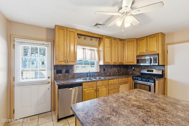 603 Carol Avenue, Oakhurst, NJ 07755