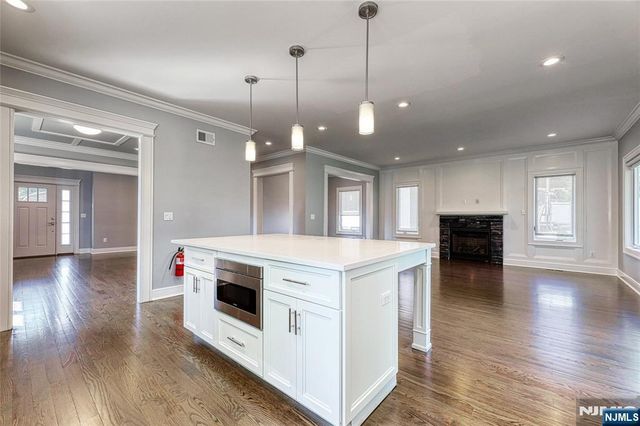 119 Columbus Drive, Tenafly, NJ 07670