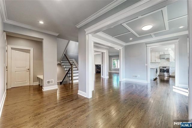 119 Columbus Drive, Tenafly, NJ 07670