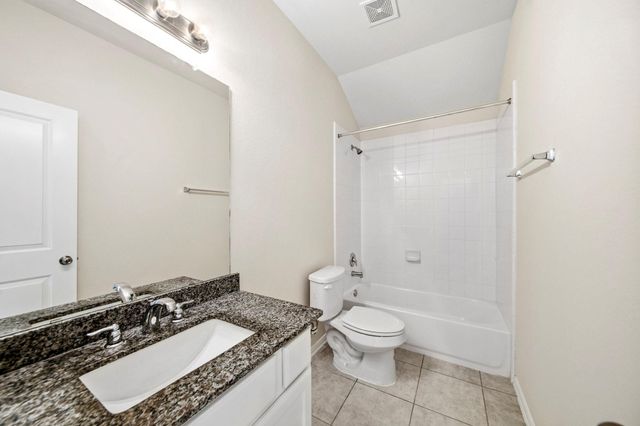 8407 Douro Valley Drive, Rosenberg, TX 77469