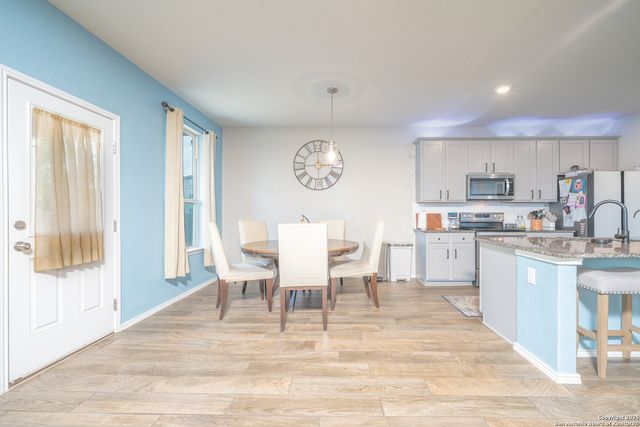 10123 Rancho Del Rey, San Antonio, TX 78224