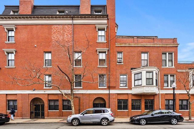 113 W Dedham St 113, Boston, MA 02118