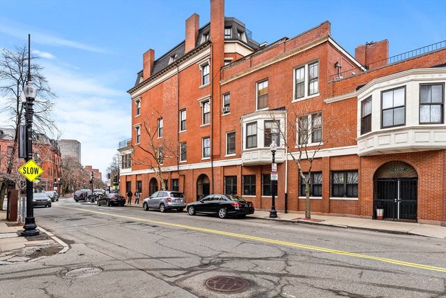 113 W Dedham St 113, Boston, MA 02118