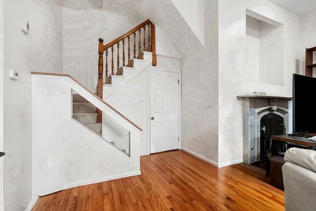 113 W Dedham St 113, Boston, MA 02118