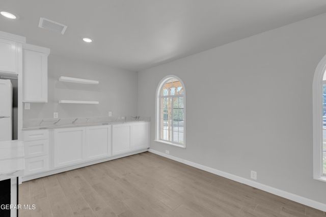 326 Bright Water Lane, El Paso, TX 79912