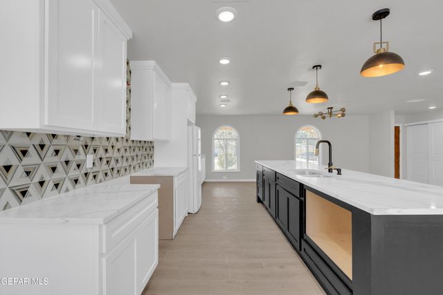 326 Bright Water Lane, El Paso, TX 79912