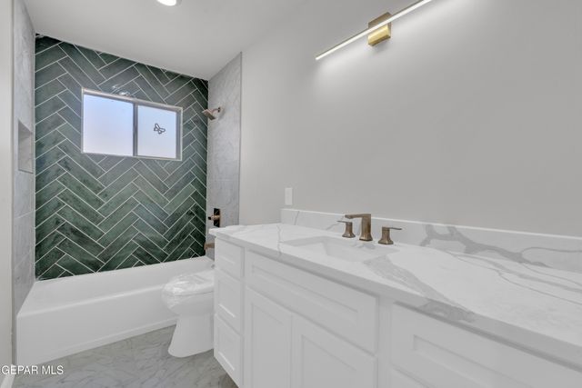 326 Bright Water Lane, El Paso, TX 79912