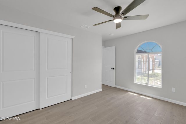 326 Bright Water Lane, El Paso, TX 79912