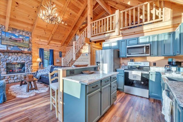 S 252 River RD, Covington, VA 24426