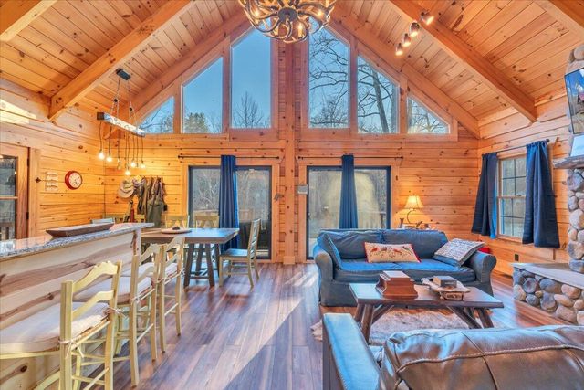 S 252 River RD, Covington, VA 24426