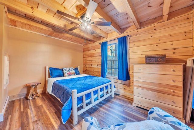 S 252 River RD, Covington, VA 24426