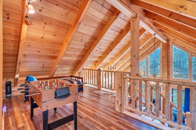 S 252 River RD, Covington, VA 24426