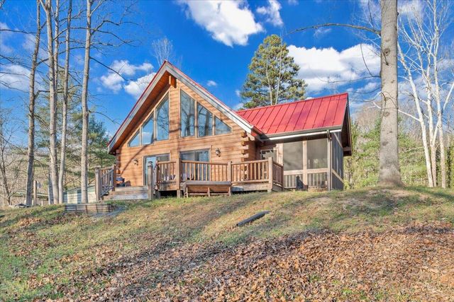 S 252 River RD, Covington, VA 24426